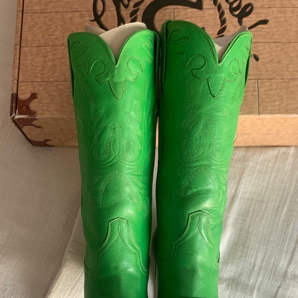 Vibrant Apple Green Charlie Horse Leather Heeled Boots - Picture 8 of 12